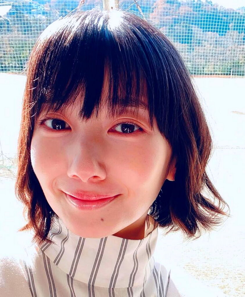波瑠 出典：インスタグラムより