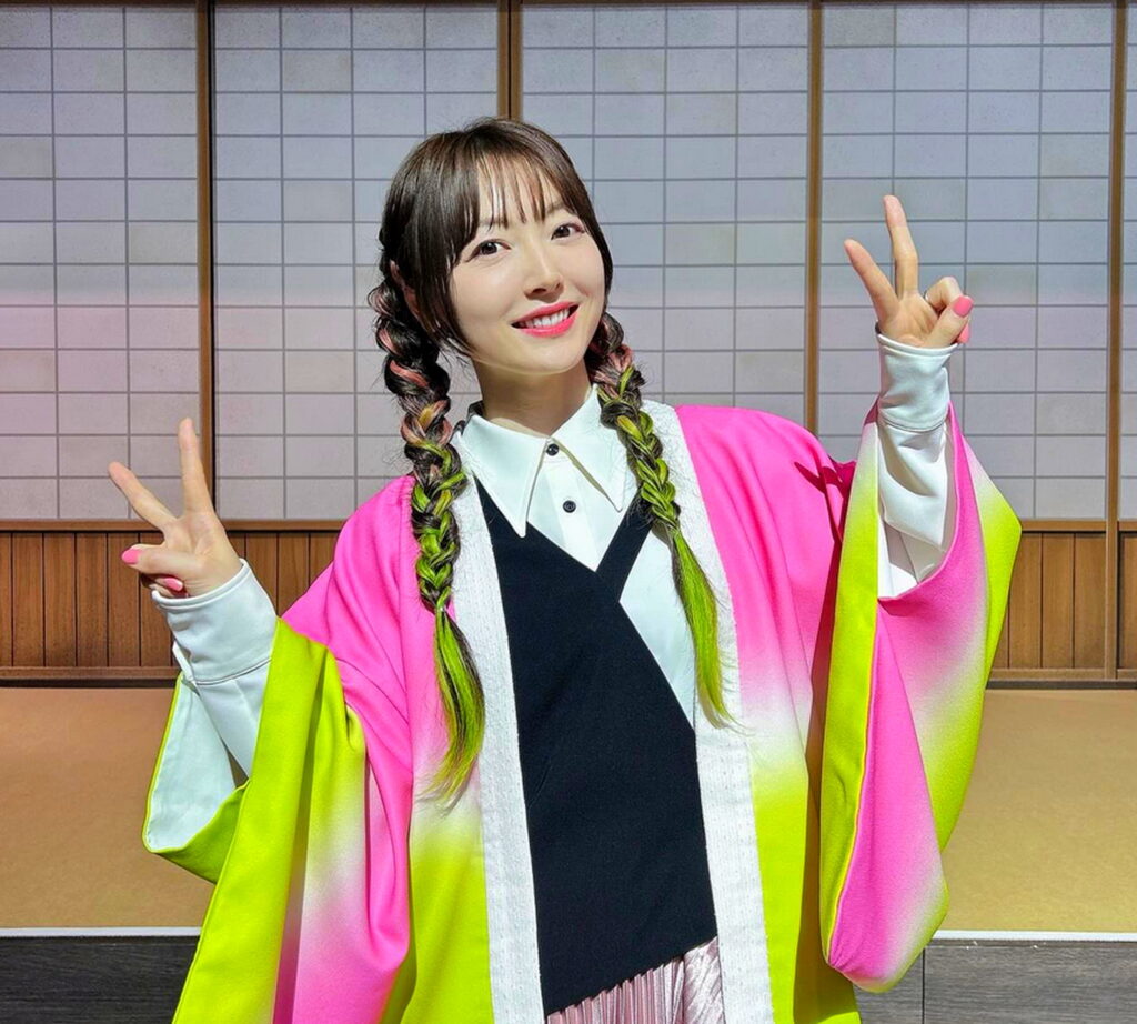 花澤香菜 出典：インスタグラムより